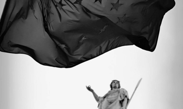 FT: Η Ελλάδα αγνοεί τις αξιώσεις των πιστωτών για μεταρρυθμίσεις