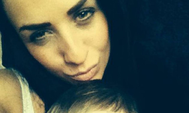 Αγοράκι έμεινε δύο μέρες μόνο του δίπλα στη νεκρή μητέρα του