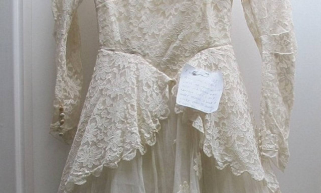 Συγκλονιστικό: Δώρισε το νυφικό της νεκρής γυναίκας του (photos)