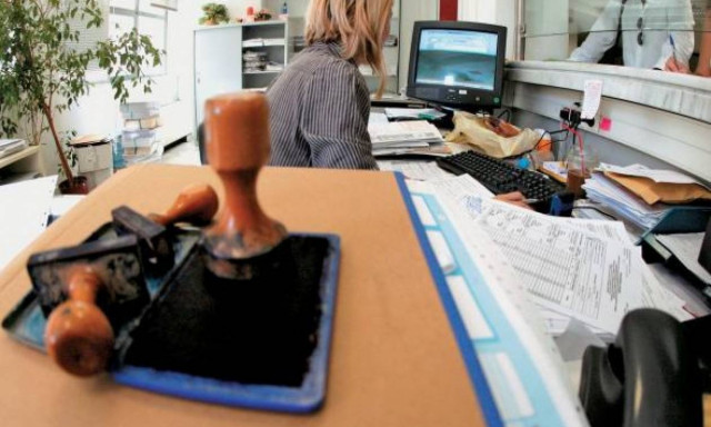 Ευνοϊκές ρυθμίσεις για τους ασφαλισμένους του ΟΑΕΕ και του ΕΤΑΑ