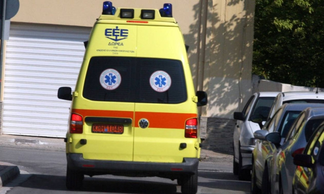 Τροχαίο ατύχημα με τραυματισμό στη μαρίνα Αλίμου