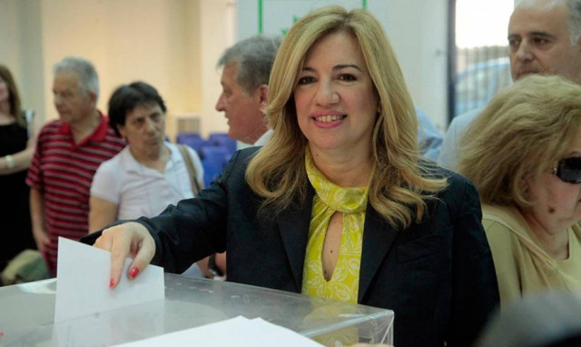 Νέα πρόεδρος του ΠΑΣΟΚ η Φώφη Γεννηματά