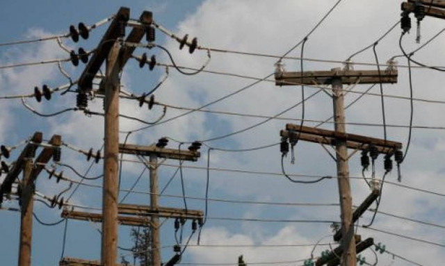 Ξάνθη: Υπάλληλος της ΔΕΗ χτυπήθηκε από 20.000 volt - Τον έσωσε συνάδελφός του