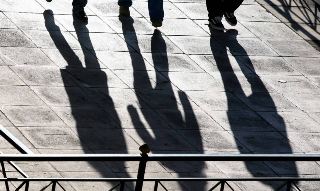 Eurostat: Μείωση της απασχόλησης στην Ελλάδα κατά το πρώτο τρίμηνο του 2015