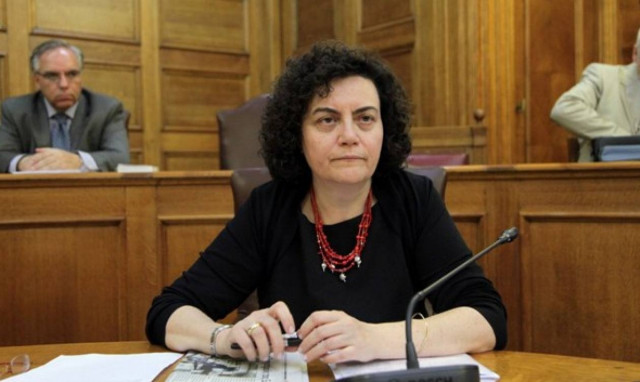 Βαλαβάνη προς Μητσοτάκη: Δεν έγινε κανένα «όργιο προσλήψεων»