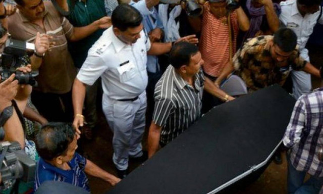 Ινδία: Ζούσε στο σπίτι μαζί με τον νεκρό πατέρα και τη νεκρή αδελφή του