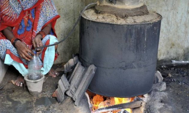 Ινδία: 35 νεκροί από τοξικό αλκοόλ