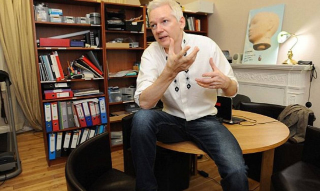 Τρία χρόνια στην «απομόνωση» συμπληρώνει ο Ασάνζ!