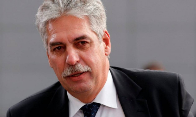 Οι νέες αντιρρήσεις του... προβληματισμένου Χανς Σέλινγκ