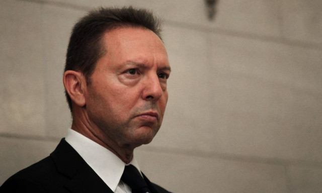 Τη Δευτέρα καλείται στην Επιτροπή Θεσμών και Διαφάνειας ο Στουρνάρας