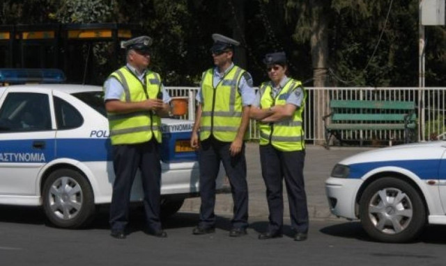 Θεσσαλονίκη: Τροχαίο με τρία οχήματα – Μποτιλιάρισμα προς τη Χαλκιδική