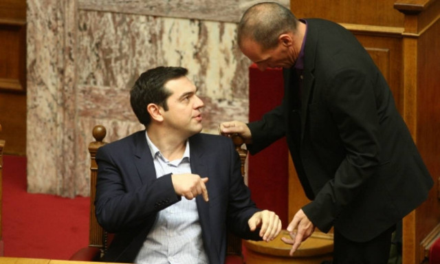 Τετ α τετ Τσίπρα – Βαρουφάκη για τη... στρατηγική στη Σύνοδο