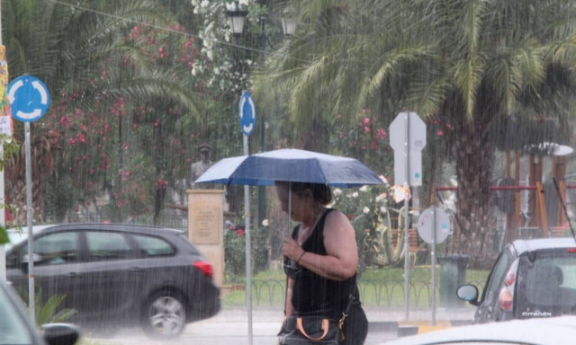 Με δύο όψεις ο καιρός της Δευτέρας – Δείτε που θα βρέξει (pics)