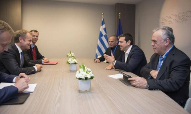 Σύνοδος Κορυφής: Συνάντηση Τσίπρα – Τουσκ στις Βρυξέλλες