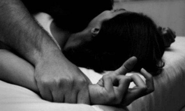 Πέντε άτομα εμπλέκονται σε βιασμό τουρίστριας στο Λασίθι