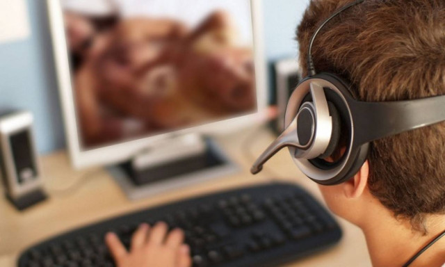 Είσαι εθισμένος στο πορνό;