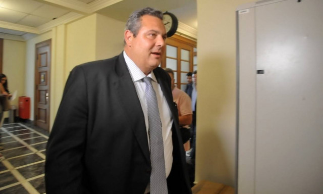 Πάνος Καμμένος: «Οι Έλληνες δεν γονατίζουμε»