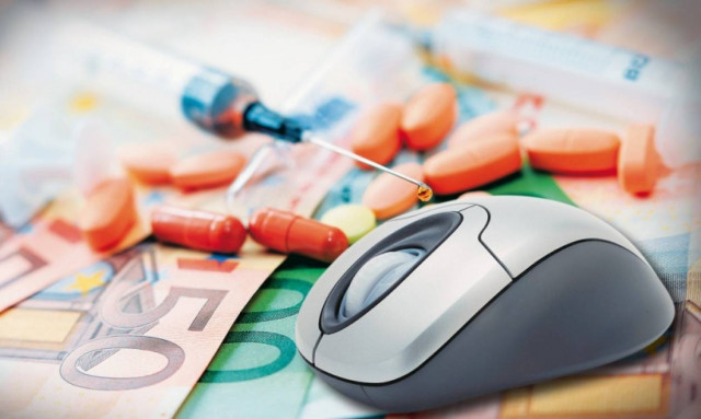 Δικογραφίες και συλλήψεις για διακίνηση παράνομων φαρμακευτικών σκευασμάτων