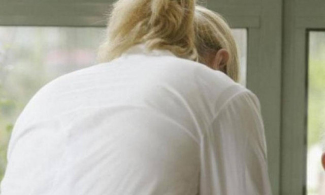 Αττική: Συνελήφθησαν 7 αλλοδαπές γυναίκες που εργάζονταν παράνομα ως νοσοκόμες