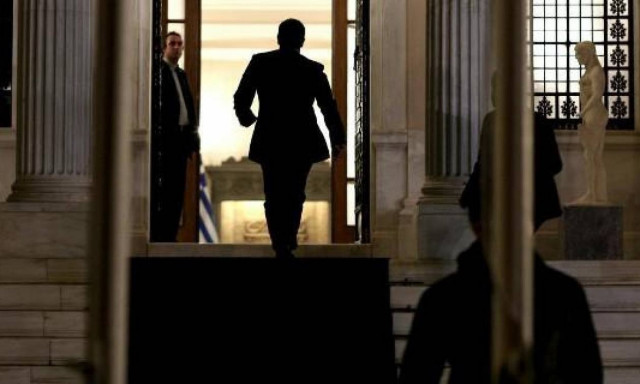 Το κυβερνητικό συμβούλιο μετατράπηκε σε... υπουργικό