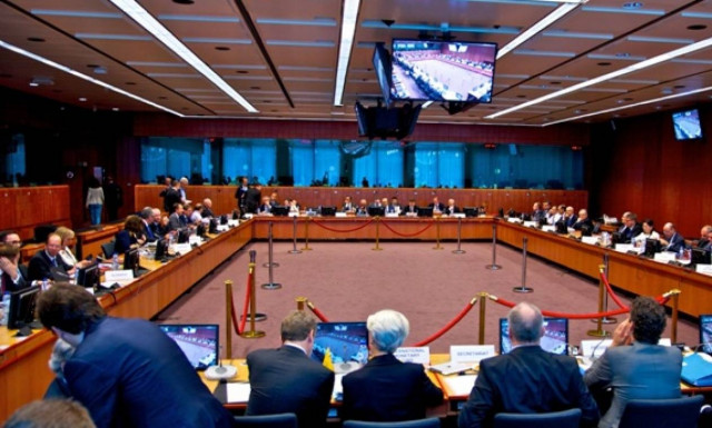 Κύπριος ΥΠΟΙΚ: Να βρεθεί λύση για την παραμονή της Ελλάδας στην Ευρωζώνη