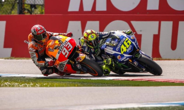 MotoGP Grand Prix Ολλανδίας: Δραματικός αγώνας με νικητή τον Rossi (photos)