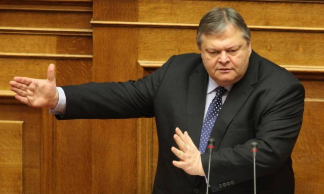 Βενιζέλος: Θεσμική εκτροπή η πρόταση για δημοψήφισμα