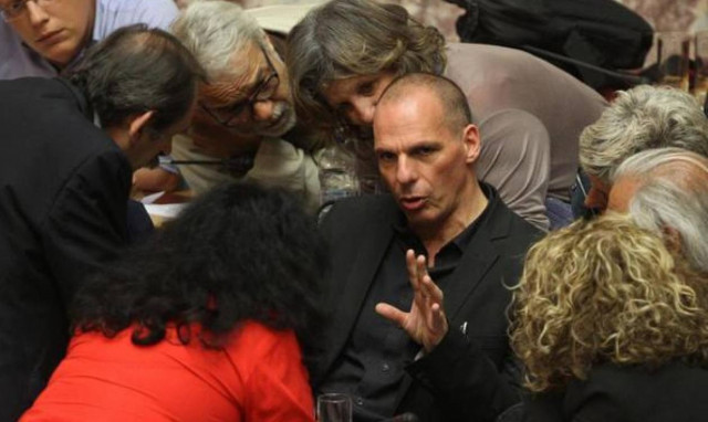 Δημοψήφισμα – Βαρουφάκης στη Bild: Η Μέρκελ κρατάει το κλειδί