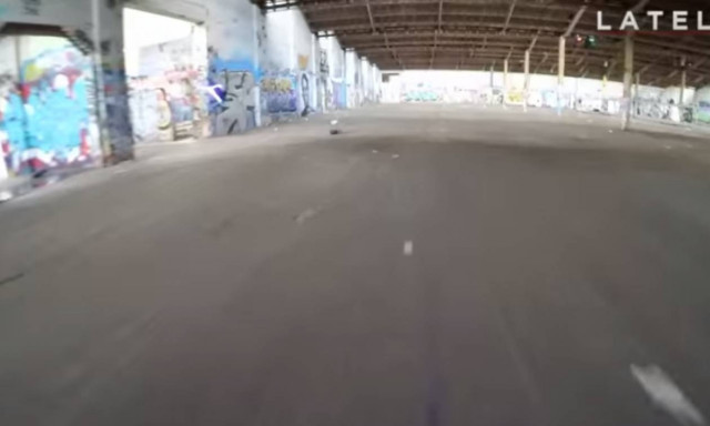 Επικός αγώνας… drones (video)