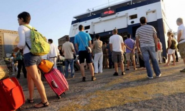 Κανονικά τα δρομολόγια των πλοίων την Τρίτη (30/6) - Ανεστάλη η απεργία της ΠΝΟ