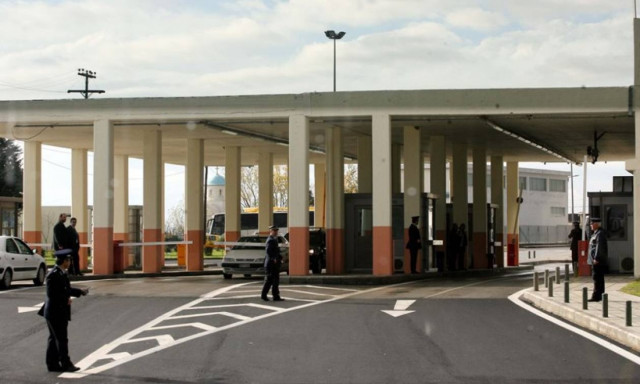 Έβρος: Επιχείρησε να μπει παράνομα στη χώρα με... λεωφορείο