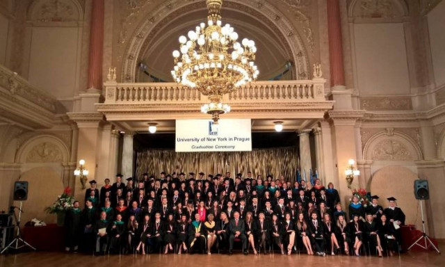 To University of New York in Prague μέλος του Ομίλου New York College