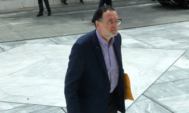 Δημοψήφισμα - Λαφαζάνης: Η πολυπληθής συγκέντρωση στο Σύνταγμα δείχνει το πλειοψηφικό «όχι»