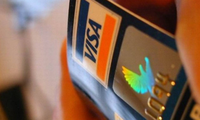 Capital Controls: Εξαιρούνται των περιορισμών οι κάρτες που έχουν εκδοθεί εκτός Ελλάδος