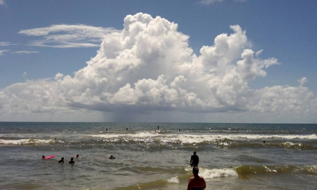 Με απογευματινές μπόρες θα κυλήσει ο καιρός της Δευτέρας (pics)