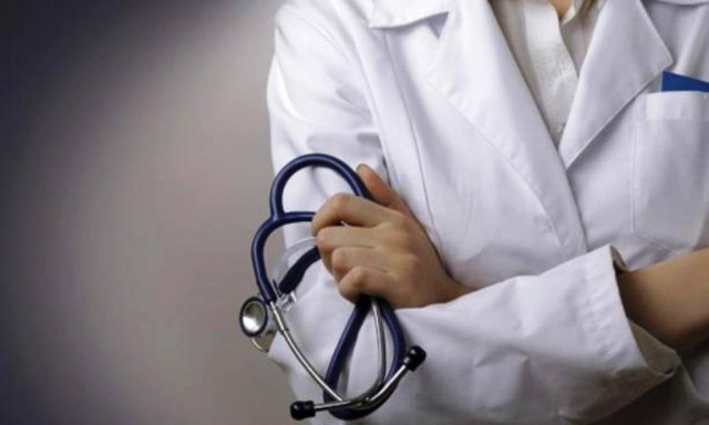 Capital controls: Δωρεάν εξετάσεις για όσους δεν μπορούν να πληρώσουν από τον ΙΣΘ