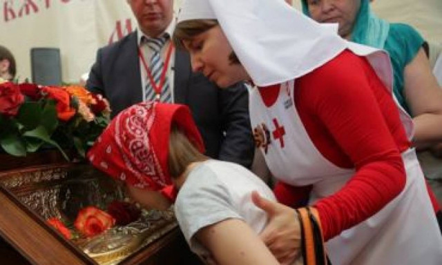 Επιστροφή στο Άγιο Όρος για τη δεξιά χείρα του Αγίου Γεωργίου