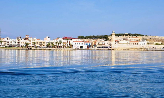 Ρέθυμνο: Εντοπίστηκαν βλήματα στο βυθό του λιμανιού