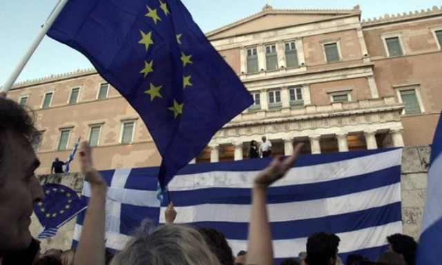 Συγκέντρωση «Μένουμε Ευρώπη» στο Σύνταγμα