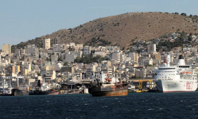 Σύμβαση μεταξύ Περιφέρειας Αττικής και δήμου Περάματος για δράσεις κατά της φτώχιας