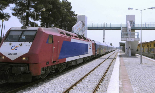 Δημοψήφισμα 2015: Έκπτωση 50% στα εισιτήρια σε τρένα και προαστιακό από την ΤΡΑΙΝΟΣΕ