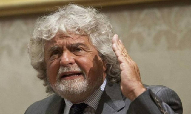 Δημοψήφισμα: Στην Αθήνα την Κυριακή ο Μπέπε Γκρίλο