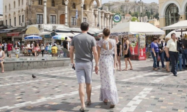 IMF denies withholding U.S. tour operator payments to greek hotels