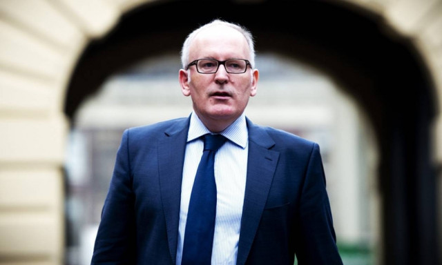 Δημοψήφισμα – Αντιπρόεδρος Κομισιόν: Όλους πρέπει να αποσχολεί ο πόνος των Ελλήνων