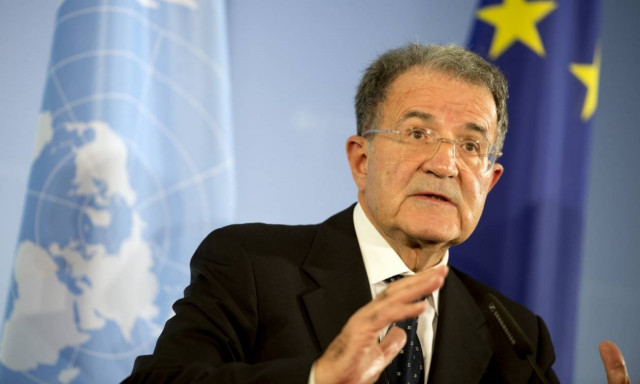 Δημοψήφισμα – Πρόντι: Είναι αδύνατον να διώξουν την Ελλάδα από το ευρώ μετά τις αστοχίες της Τρόικας