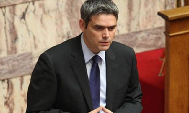 Δημοψήφισμα – Καραγκούνης: Η Ελλάδα καίγεται κι ο Τσίπρας παραληρεί