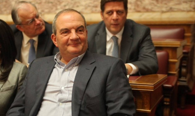 Δημοψήφισμα 2015 - Τηλεοπτική δήλωση Καραμανλή σε λίγη ώρα