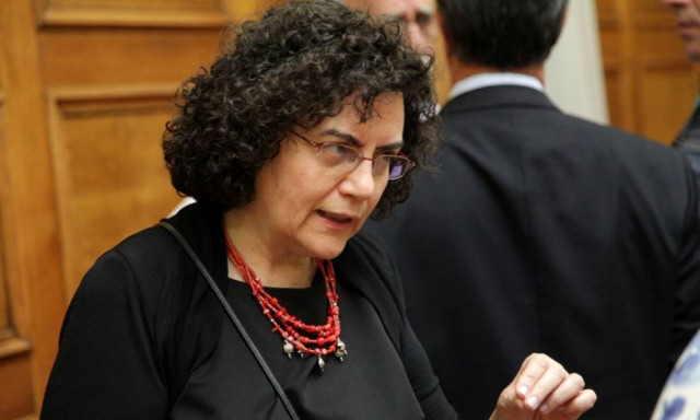 Δημοψήφισμα 2015: «Ταφόπλακα για τους αγρότες» τα μέτρα των δανειστών τονίζει η Ν. Βαλαβάνη