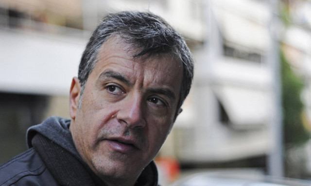 Δημοψήφισμα 2015-Αποδοκίμασαν τον Σταύρο Θεοδωράκη στο Χαϊδάρι