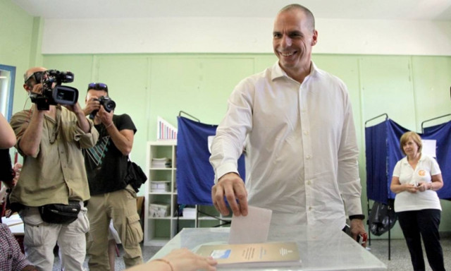 Δημοψήφισμα - Βαρουφάκης: Σήμερα ο λαός απαντά στο τελευταίο τελεσίγραφο του Eurogroup